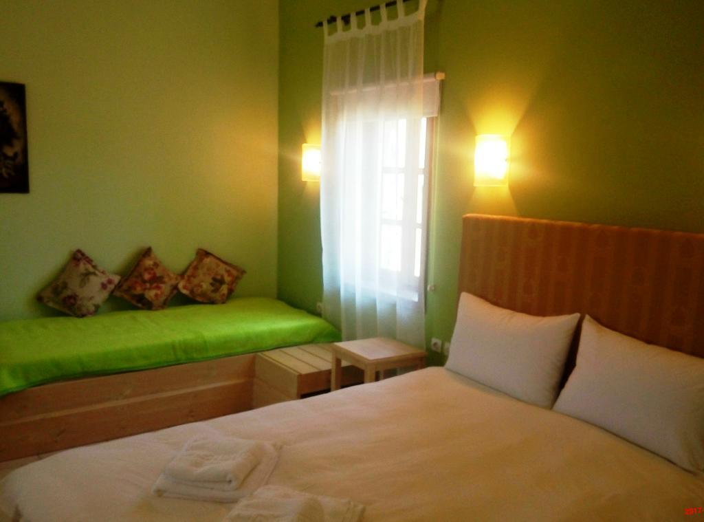 Linouria Hotel Nimfaíon Eksteriør billede